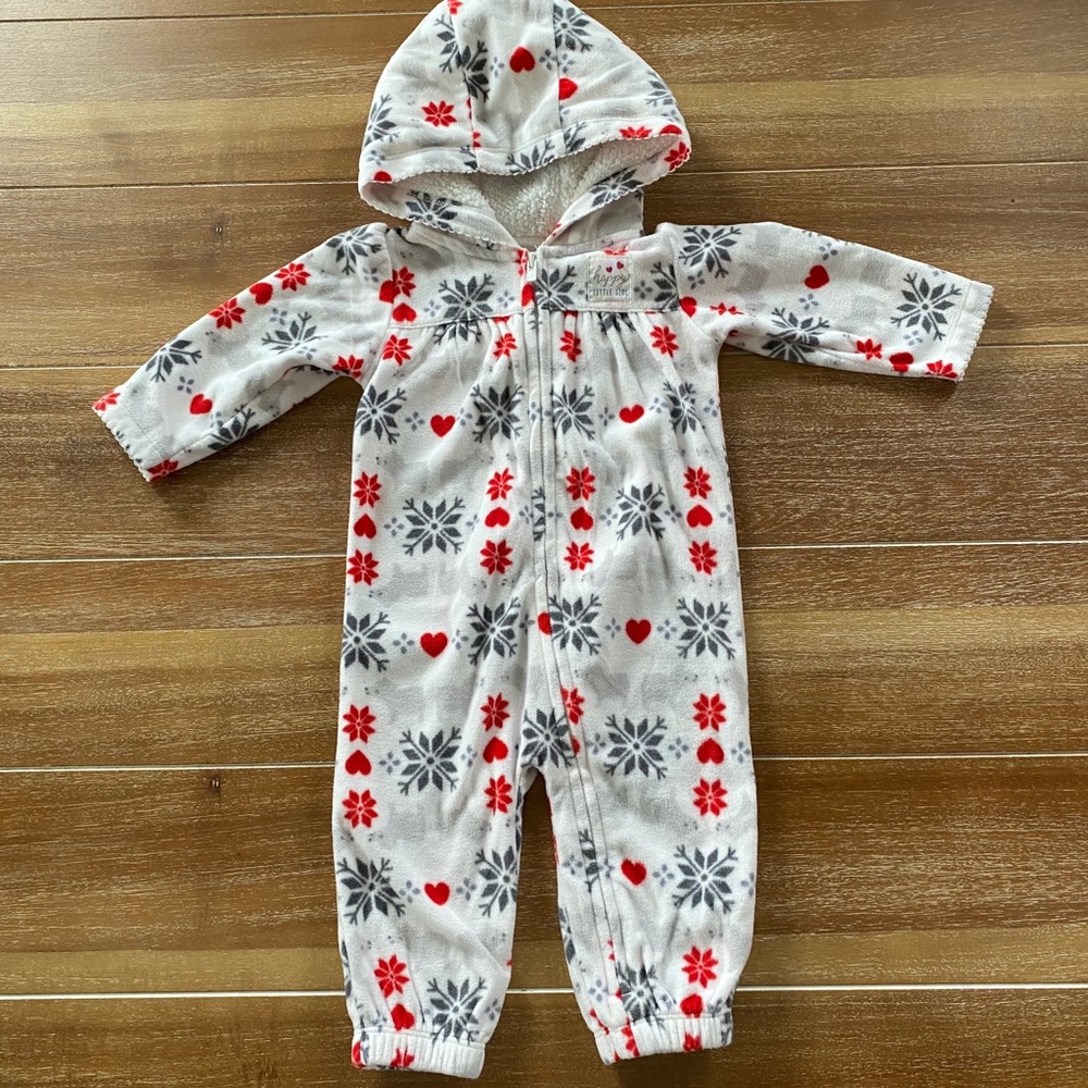 Carter’s white/ red/ gray fair isle fleece bunting